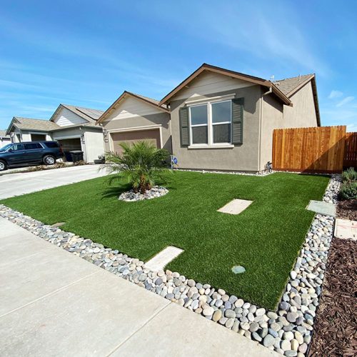 big-bully-turf-artificial-grass-hardscape-home-front-yard